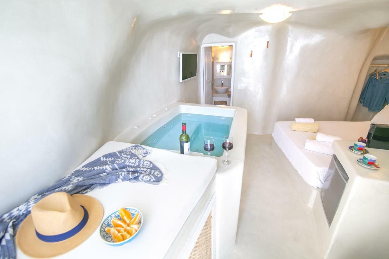 Villa White Cave House Ia Exterior foto